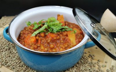 Sopa de lentejas con tomate