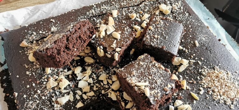 Pastel de Chocolate con Almendras