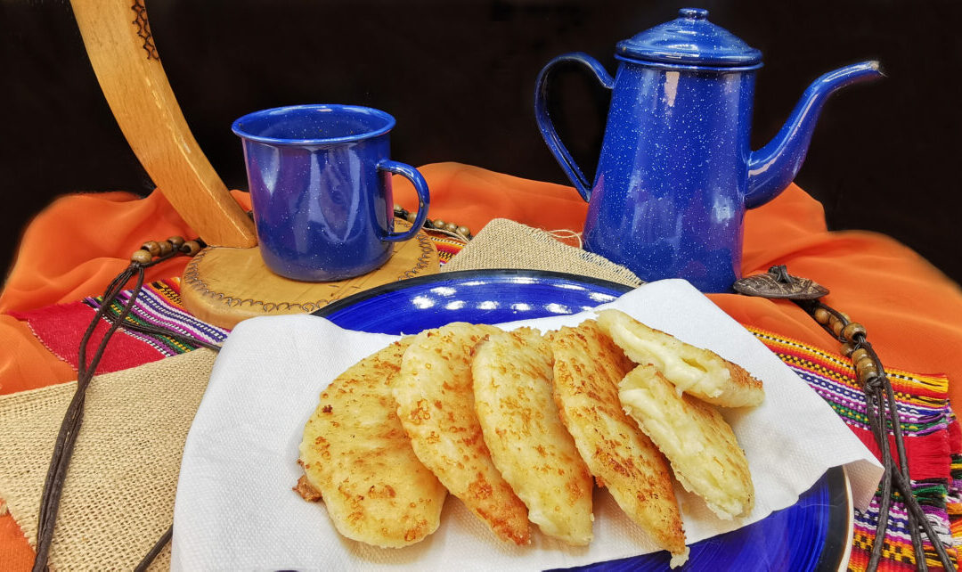 Empanadas de Queso Ticas